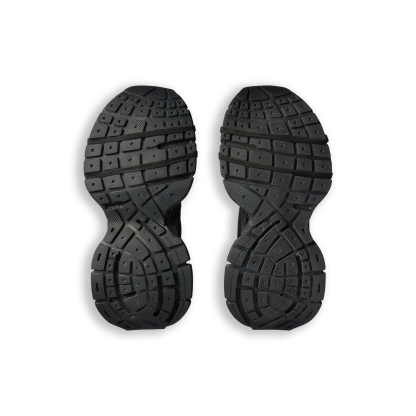 WOMEN'S 3XL SNEAKER IN BLACK